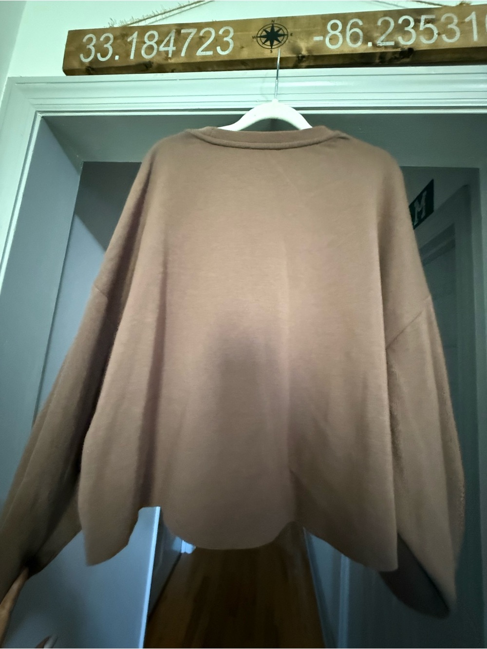 Zenana Outfitters Brown Cropped Sweatshirt - Picture 2 of 3
